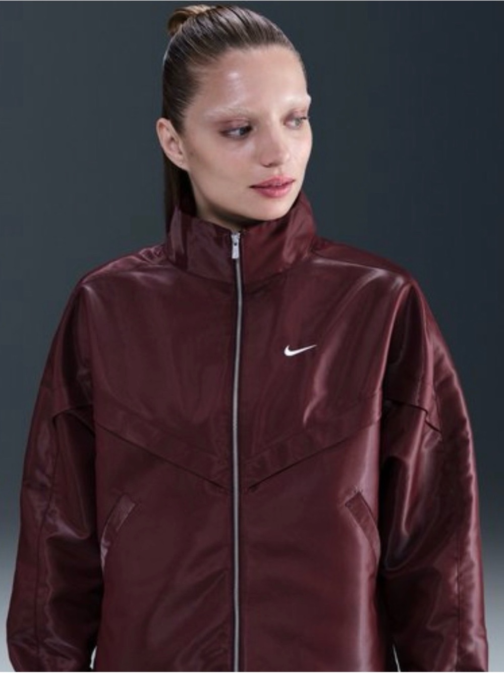 NWT Nike Windrunner Shine Jacket Burgundy Crush Women’s XS $120